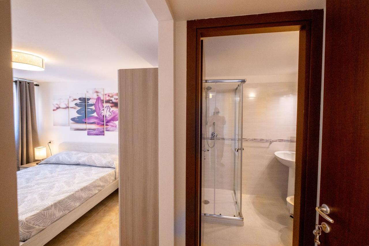 La Casa Di Lally Fiano Romano Luaran gambar